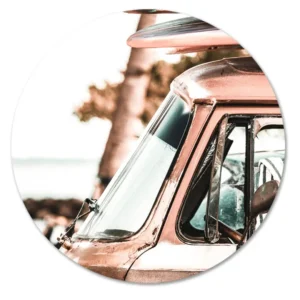 Vintage surfbus in zachte rosétinten