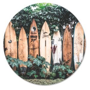 Surfboards in tropisch groen